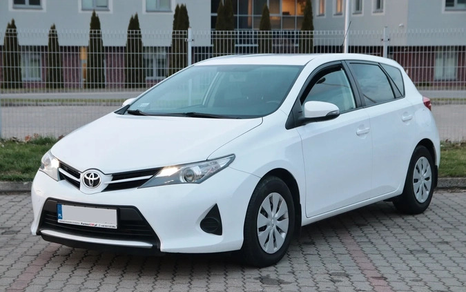 Toyota Auris cena 43900 przebieg: 129000, rok produkcji 2015 z Wałbrzych małe 79